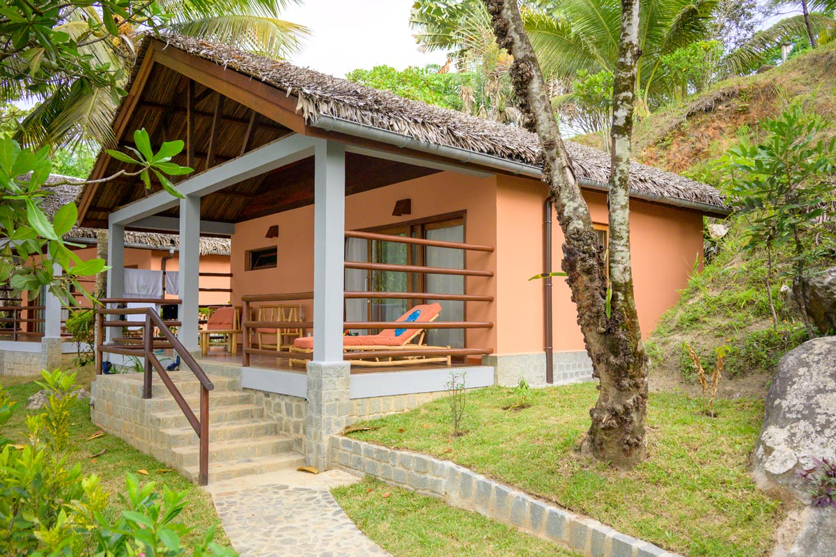 lodge-bungalows-hotel-natiora-green-sainte-marie-madagascar